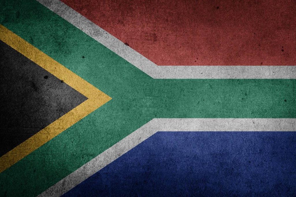 <b>L’émergence de la Cour constitutionnelle sud-africaine (la décision « Economic Freedom Fighters » du 29 décembre 2017)  </b> </br> </br> Par Orlane Moreau, Sébastien Caciano, et Martin Kashaya