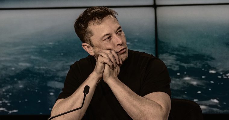<b>Ce que le rachat de Twitter par Elon Musk signifie pour la liberté d’expression</b></br></br> Par Baptiste Charvin