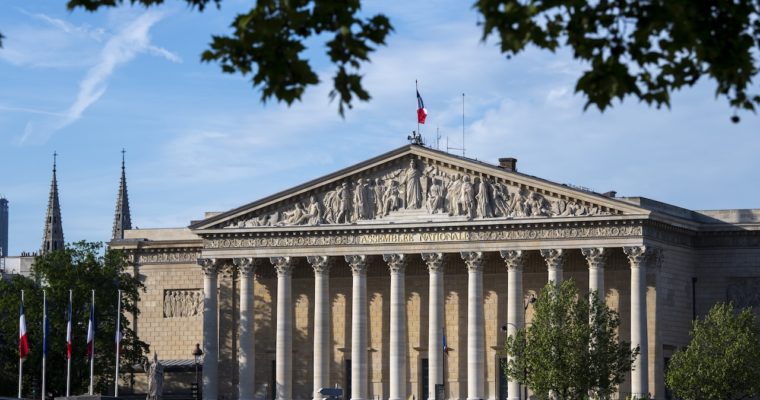 <b> Être présidentiable même en cas de confirmation de sa condamnation en appel ? L’entre-deux-instances dans l’affaire Marine Le Pen (2/2)</b> </br> </br> Par Camille Aynès