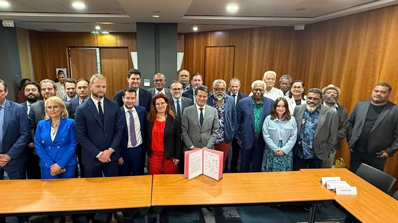 <b> L’impasse de Bougival. Colonialisme, conflits de normes et crise politique en Kanaky–Nouvelle-Calédonie </b> </br> </br> Par Mathias Chauchat