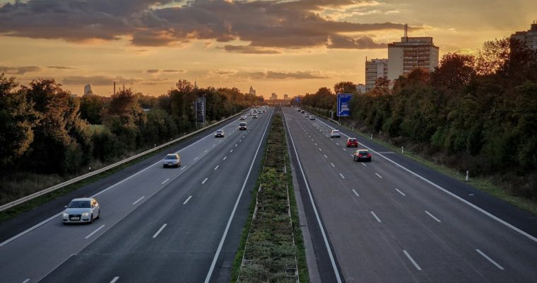 <b> Est-il raisonnable pour un juge de remettre en cause un projet déjà largement entamé ? À propos de l’argument du gaspillage et de l’État de droit </b> </br> </br> Par Jean-Baptiste Guyonnet