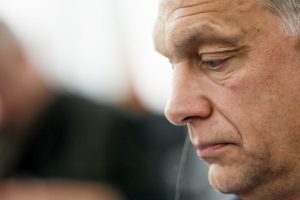 <b> Élections législatives en Hongrie : l’opposition devra affronter le système électoral lui-même </b> </br> </br> Par Timothée Wallut