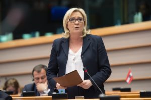 <b> Affaire Marine Le Pen : un horizon électoral très incertain </b> </br> </br> Par Camille Aynès